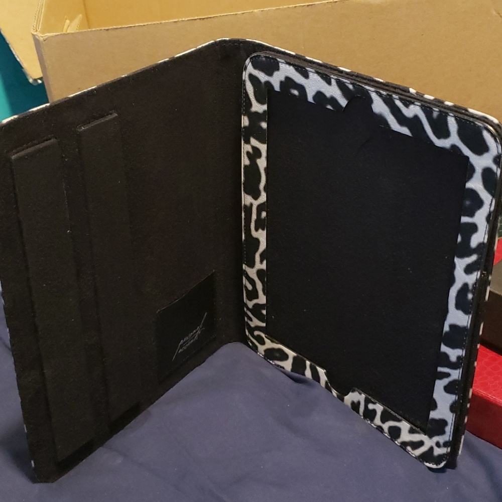 IPad case - Picture 2 of 4
